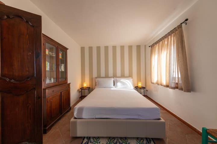 Roqamaris Apartment เชฟาลู ภายนอก รูปภาพ