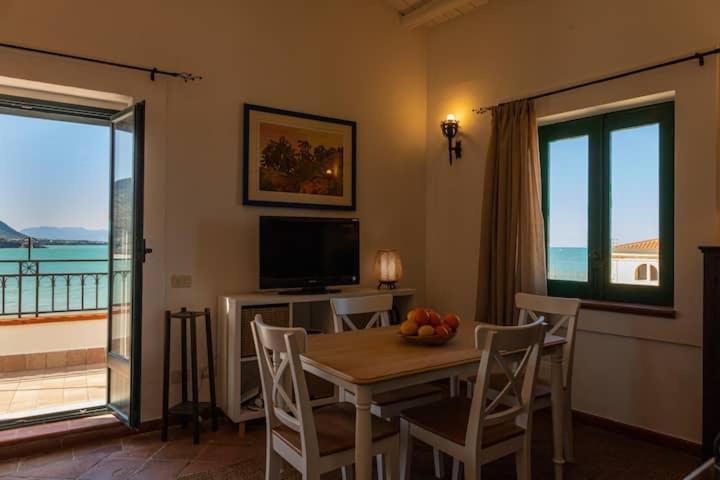 Roqamaris Apartment เชฟาลู ภายนอก รูปภาพ