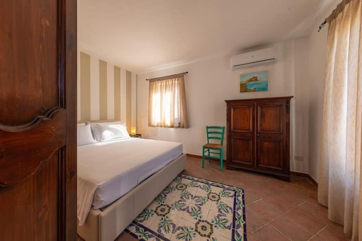 Roqamaris Apartment เชฟาลู ภายนอก รูปภาพ